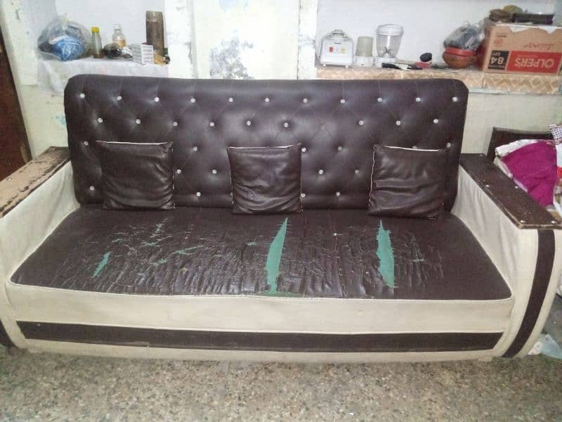 used but good in condition only sofa cover is Slightly damge 1