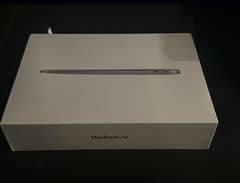 MacBook Air M1, 256GB Brand New Non-Active