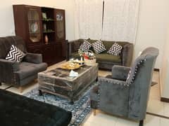 5 Seater Sofa Set and Central Table 0