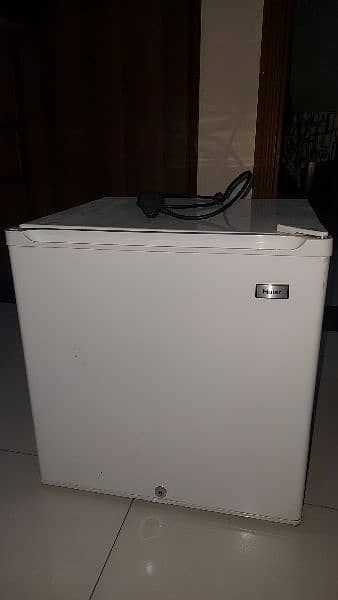 haier mini room fridge mint condition 5