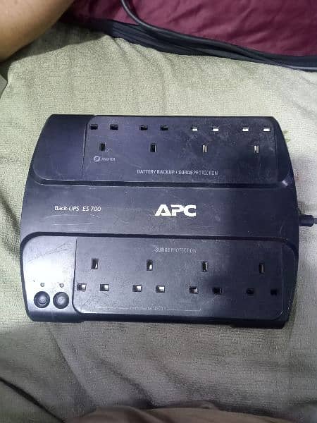 APC back. ups es 700 2