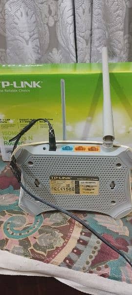 TP Link wifi router 4