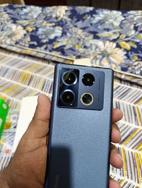 Infinix note 40 pro 12\256 1