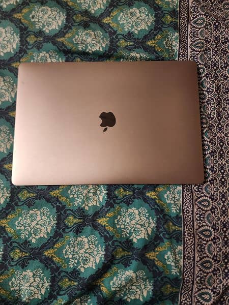 macbook pro 2016 2