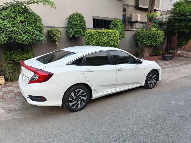 Honda Civic VTi Oriel Prosmatec 2017 1.8 i-VTEC CVT UG 2