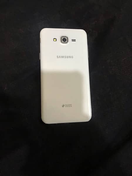 SAMSUNG J7 3