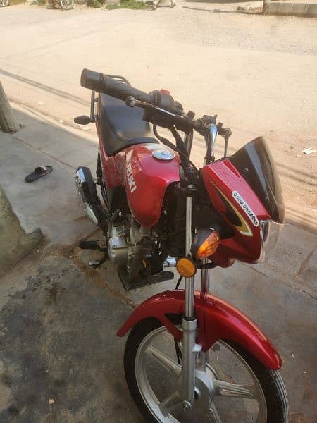 Gd 110 Red color. 17000km use condition 10/9 3