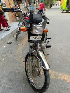 Honda CD 70 2000 model