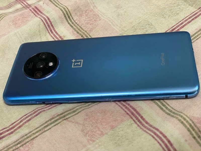 OnePlus 7t 1