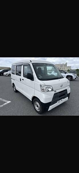 Daihatsu Hijet 2024 4