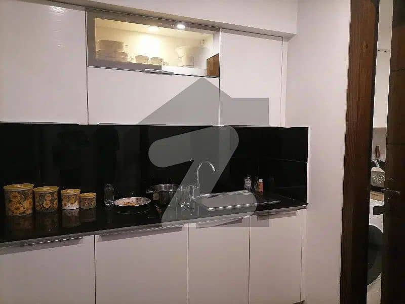 3 Bed For Sale in Hyde Park Gulberg III 15