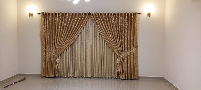 curtains & blinds 11