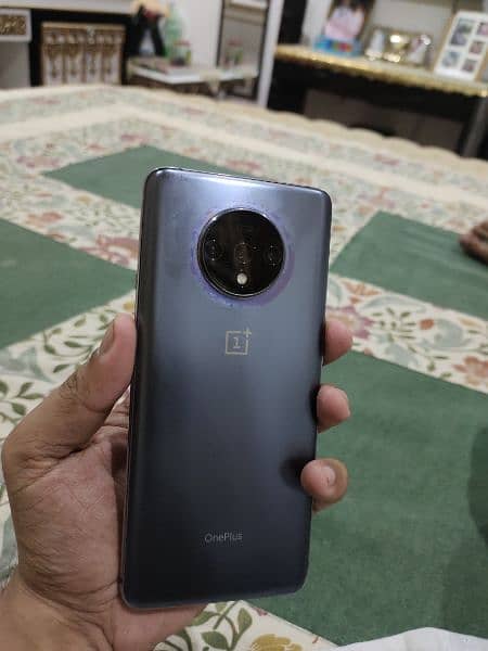 OnePlus 7t 8/128 1