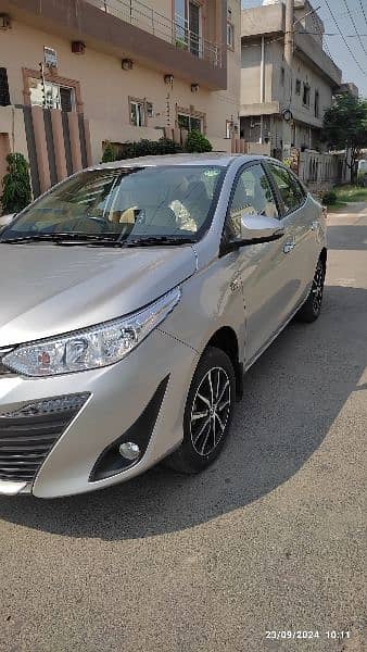 Toyota Yaris -ATIV CVT-I 1500CC. (Top of the line variant) 9