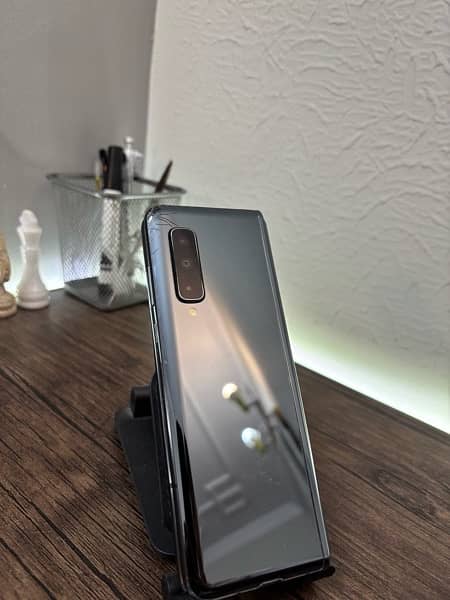 Samsung Galaxy fold 1 pta 2