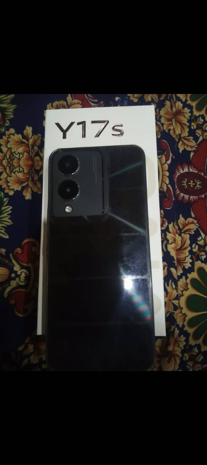 Vivo y17s 4+4 128 gb 2