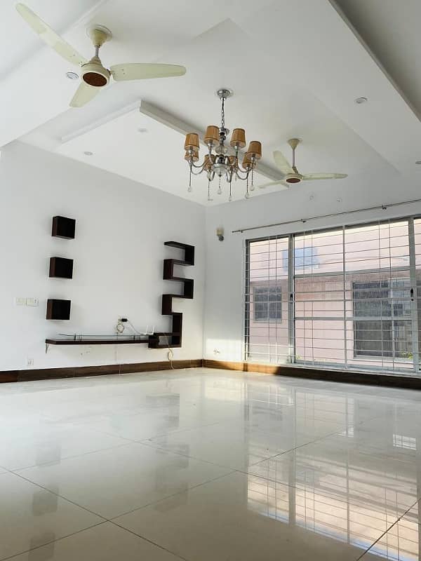 1 Kanal Upper Portion available for rent in DHA Phase 4 5