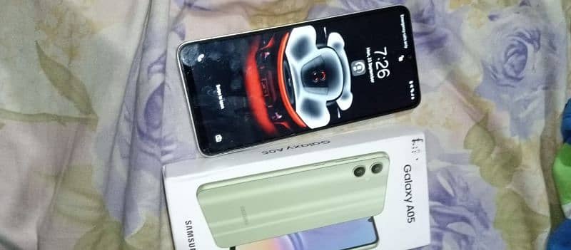 Samsung A05  4  64 GB just open box no used    1hour full charged 4