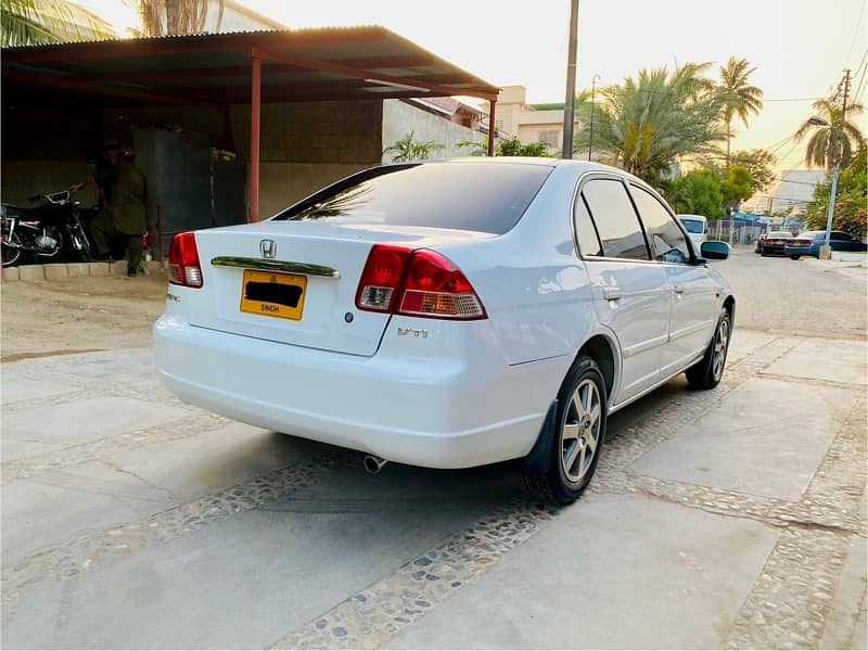 Honda Civic VTi MT 2004 Model First Hand 4