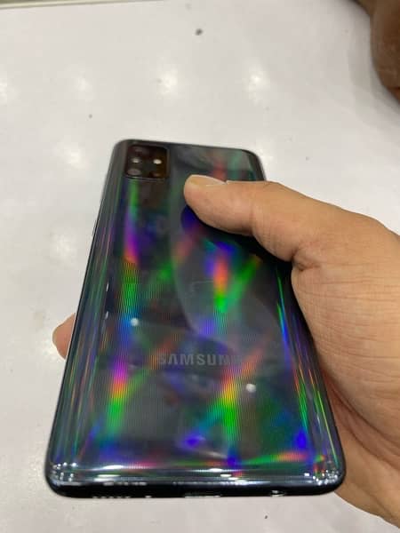 Samsung A51 6-128 9