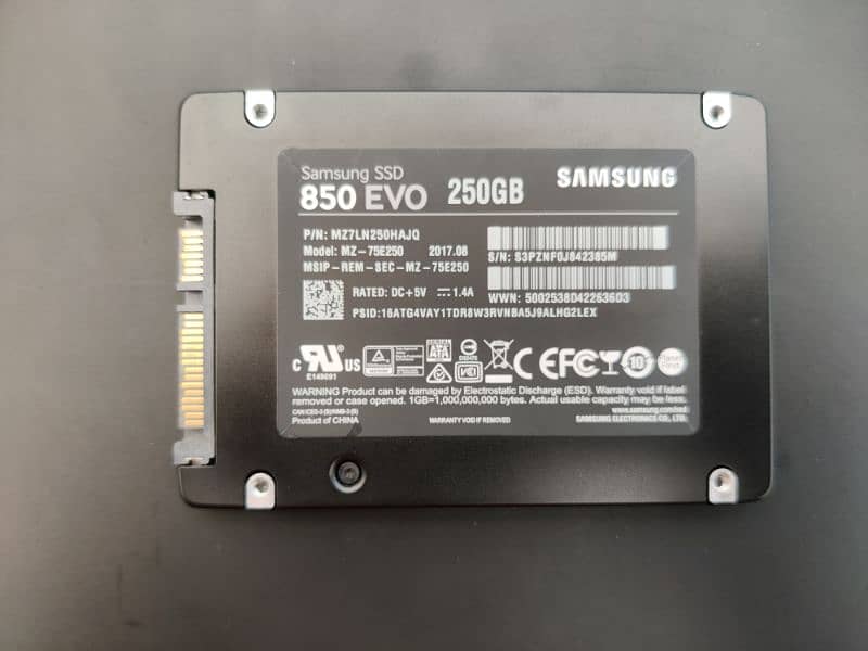 SSD  (samsung Evo 250GB) Hard Drive 1