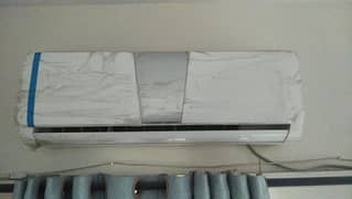 haier split 1 ton AC in good condition