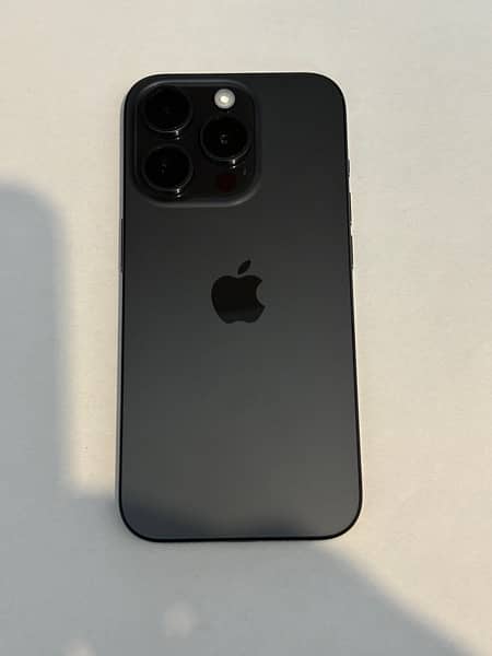 Apple iphone 15 pro 128gb unlocked black titanium 0