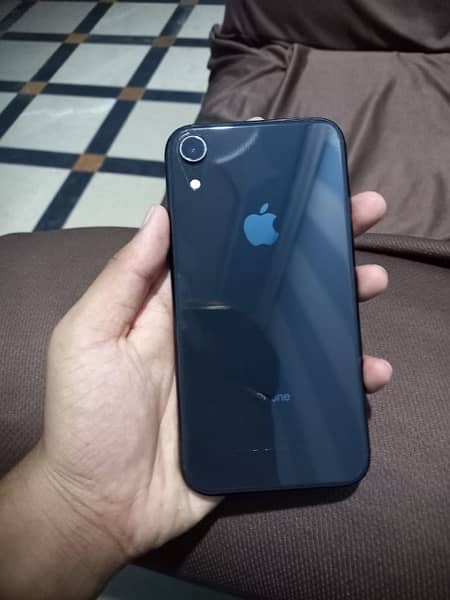 iPhone XR jv waterpack 3