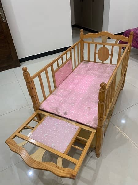 wooden baby cot extendable with drawers 4