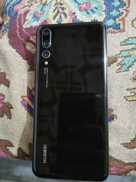 Huawei p20 Pro 6/128 GB Official Pta 1