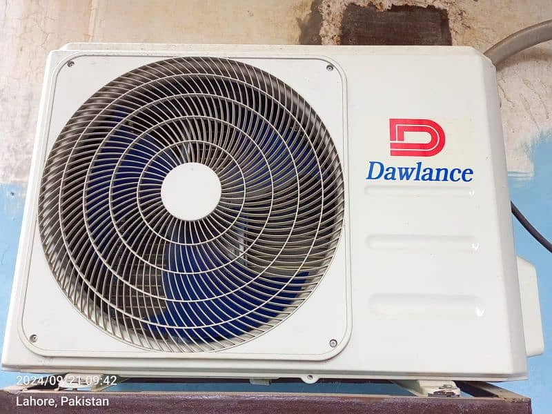 dawlance DC inverter 1 ton heat and cool,03097324851 2