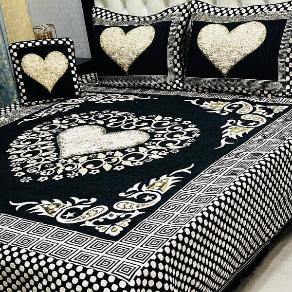 4 Pcs Velvet Jacquard Embossed Double Bedsheet 1