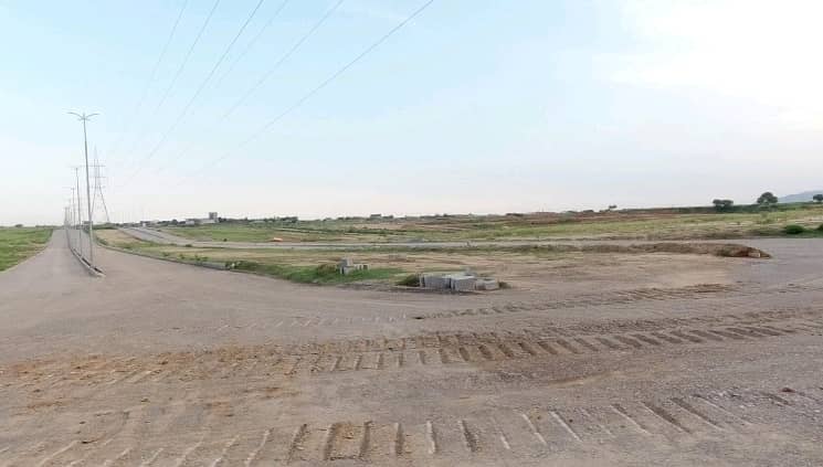 Ideal Residential Plot In Islamabad Available For Rs. 12500000 3