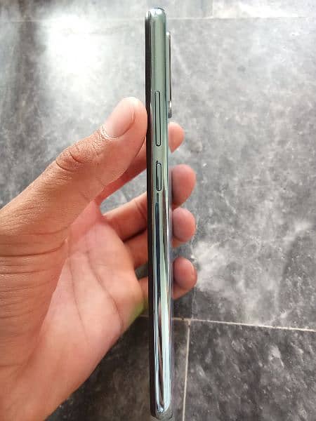 vivo s1  8/256 kit version 10/10 2