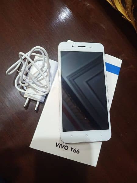 Vivo Y66 4/64 Full Box Complete Accessories Home use 2