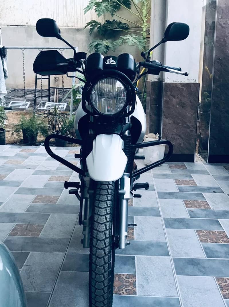 Yamha YBR 125 G I need money urgent sale 2