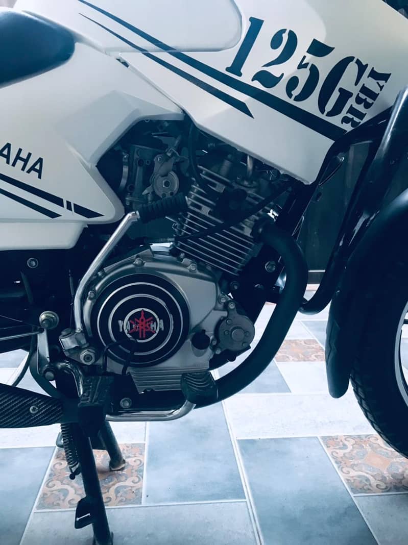 Yamha YBR 125 G I need money urgent sale 4