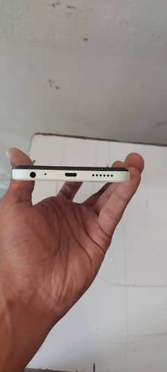 Infinix smart 7  rate 20000 03275142123 0