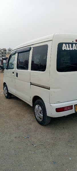 Daihatsu Hijet 2011 3