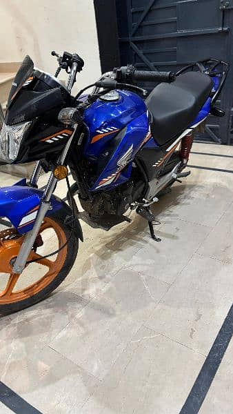 CB 150F Blue adventure 1