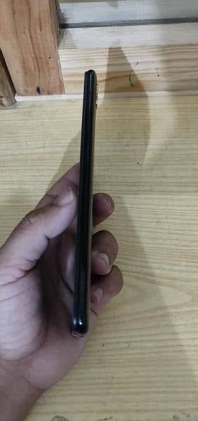 vivo y85 6/128 good condition only phone 3