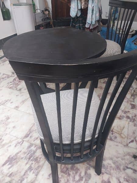 Diar wood Dining table + 2 chairs 4