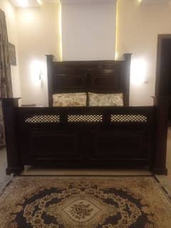 Bed setDouble bed with 2 side tables, dressing, and a diamond matris