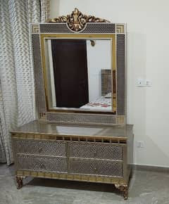 Bedroom furniture for sale