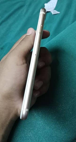 iPhone 8 64 GB condition 10 by 10 non Pta exchange possible 2