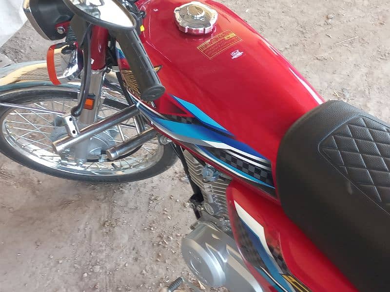 all original VIP bike number laga hua ho 03215610643 10