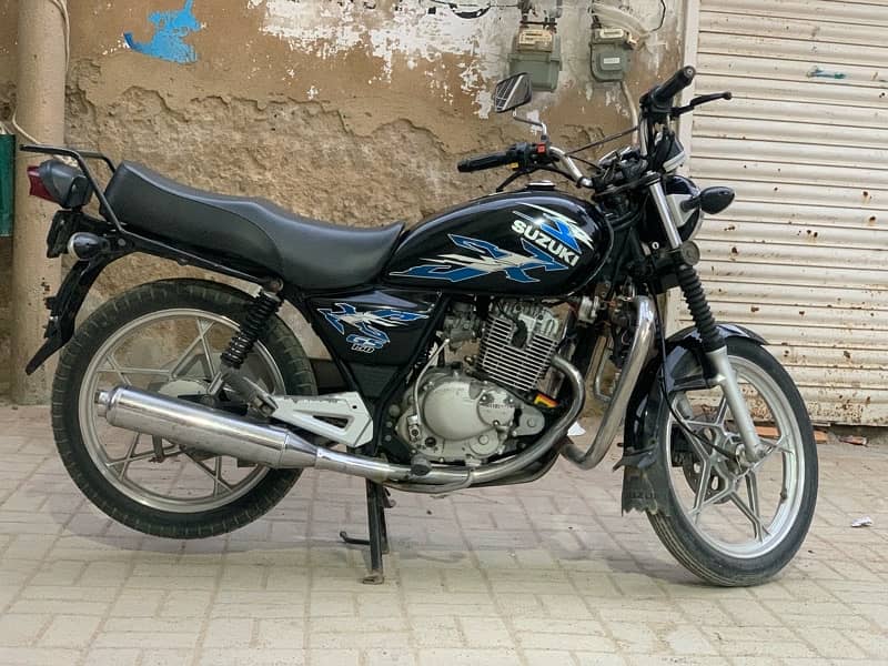 Suzuki Gs150 SE 4