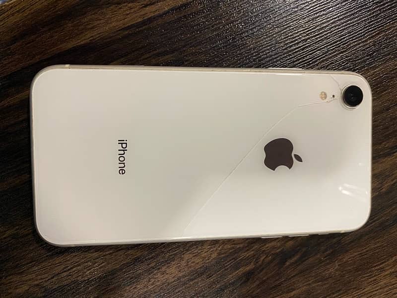 Iphone xr 64 gb sim working since 1 year 1