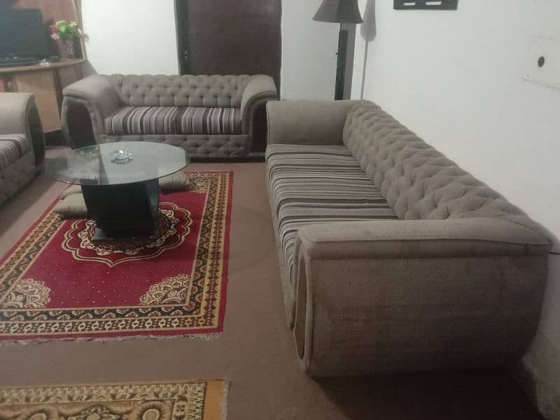 King size sofa . . . . 03396161061 5