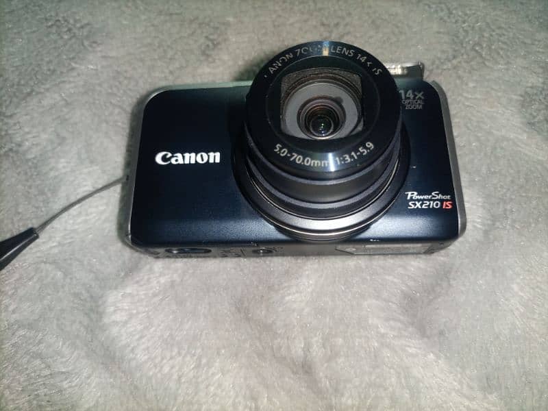 "Canon SX210 14.1MP Digital Camera - Excellent Condition" 8